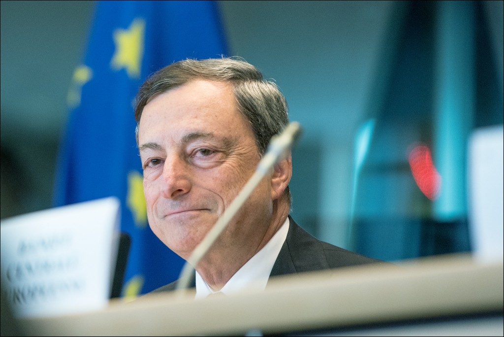 Mario Draghi: Weitere EZB-Schritte im Dezember?