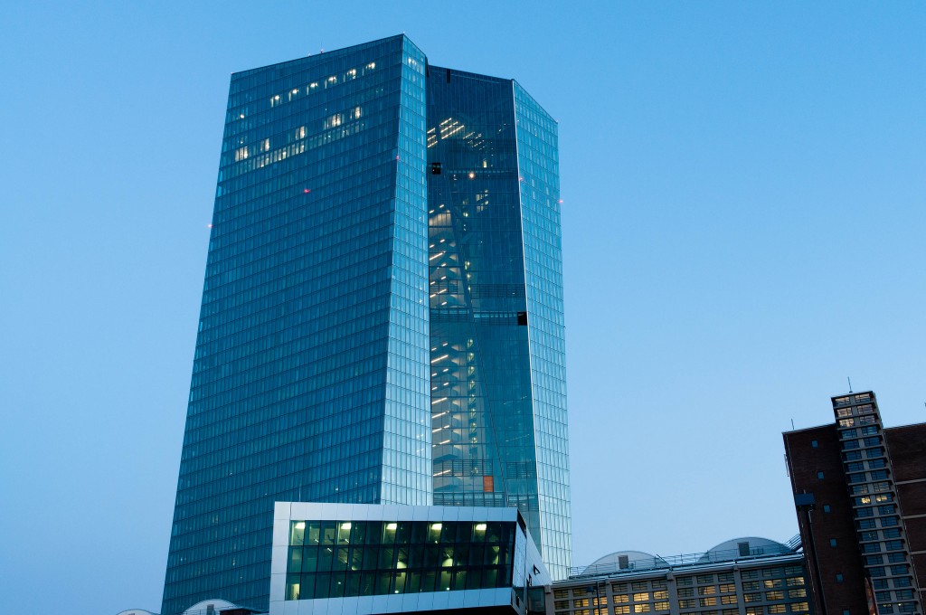 EZB-Chefvolkswirt Praet: „EZB erwägt Schritte“