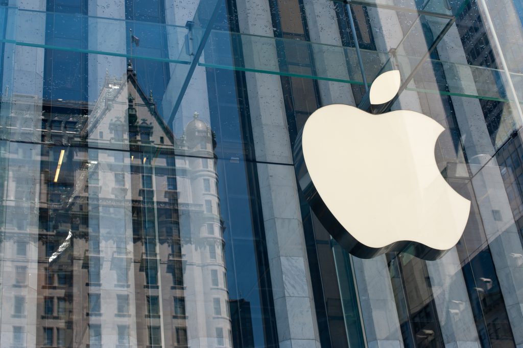 Apple: US-Starinvestor Warren Buffett kauft Aktien hinzu