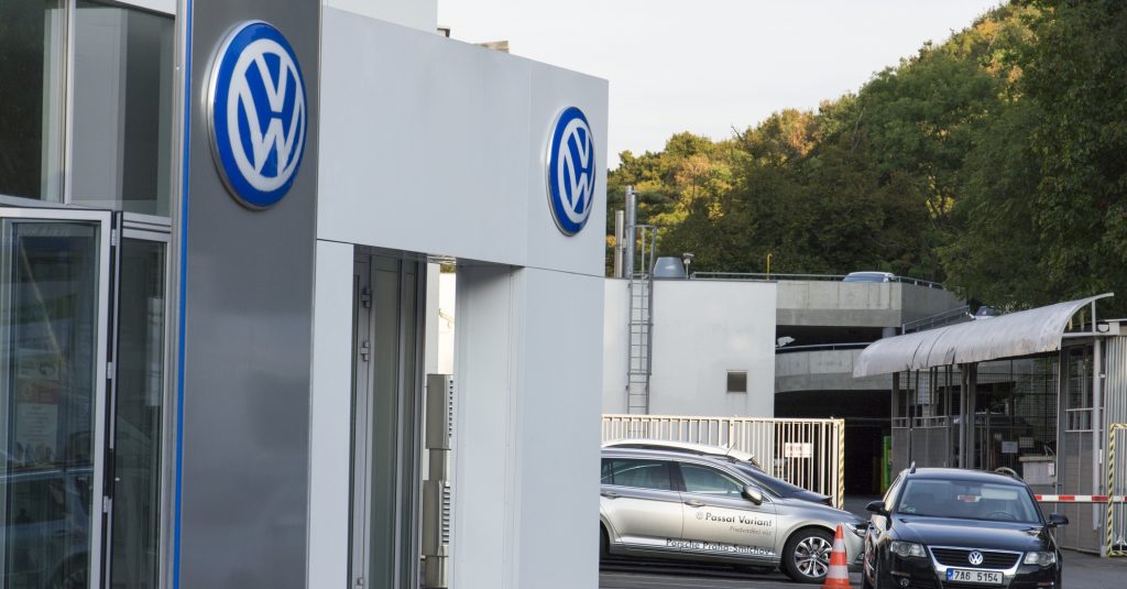 So attackieren Händler den eigenen VW-Konzern