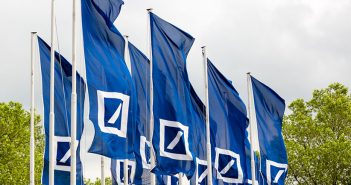 Deutsche Bank streicht 20 Prozent der Stellen.