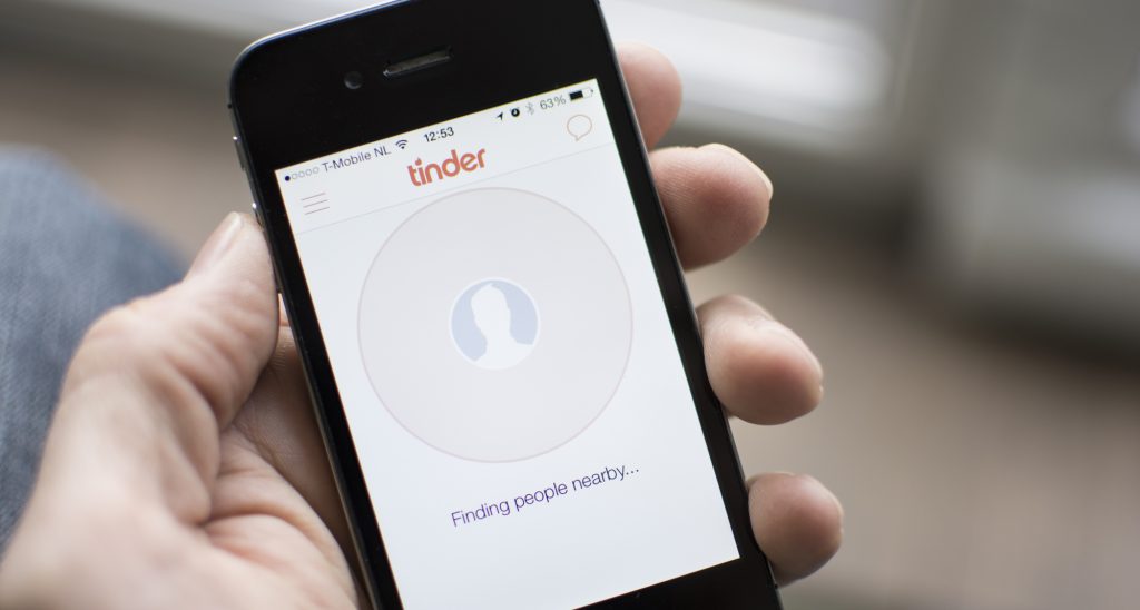 Tinder-Gründer verklagen eigenen Mutterkonzern