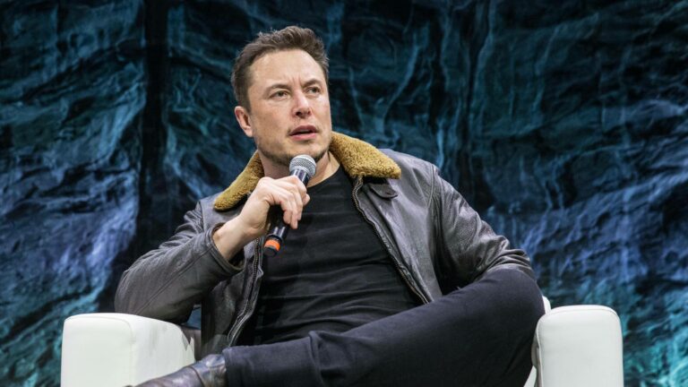Warum Musk die Einladung zum WEF nach Davos ablehnt Elon Musk: Es soll ein Tesla-Modell für 25.000 Dollar geben