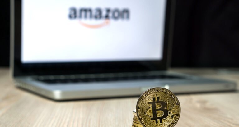 Amazon dementiert Akzeptanz von Kryptozahlungen: Bitcoin fällt wieder Amazon dementiert Akzeptanz von Kryptozahlungen: Bitcoin fällt wieder