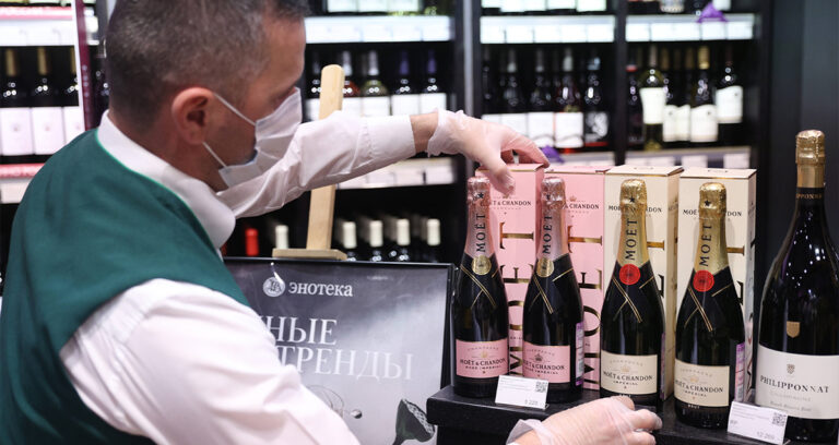Streit um Champagner: Kein Moët Hennessy für Russland Namensstreit: Kein Moët Hennessy für Russland