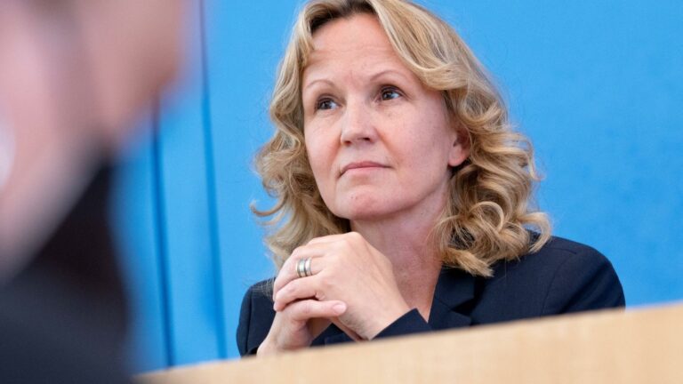 Aus für Verbrennermotoren: EU-Umweltminister einigen sich Aus für Verbrennermotoren: EU-Umweltminister einigen sich