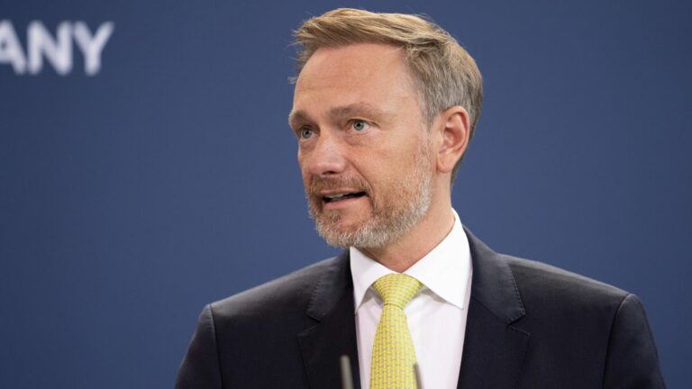 Lindner: Sorge vor Wirtschaftskrise Lindner: Sorge vor Wirtschaftskrise