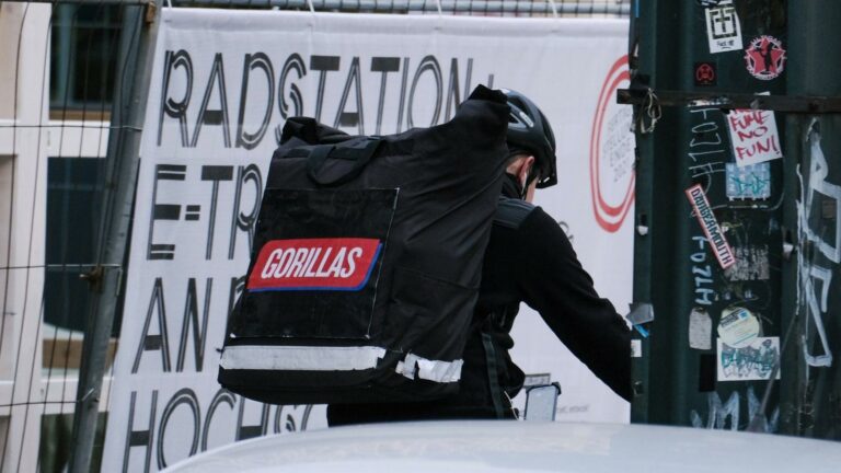 Junge Fintechs und Start-ups entlassen reihenweise Mitarbeiter Junge Fintechs und Start-ups entlassen reihenweise Mitarbeiter