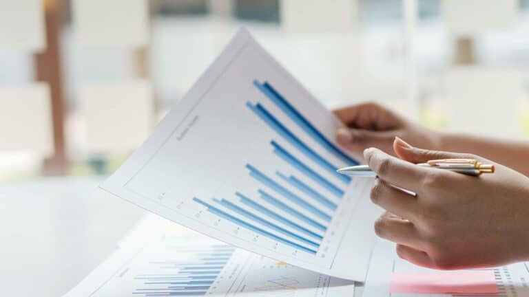 Unternehmen halten sich mit Investitionen zurück Unternehmen halten sich mit Investitionen zurück