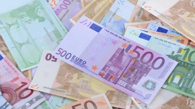 Falschgeld: Zahl der »Blüten« deutlich gestiegen Falschgeld: Zahl der »Blüten« deutlich gestiegen
