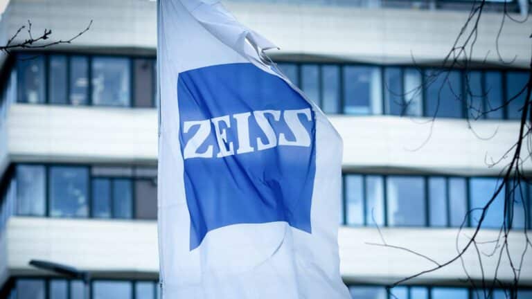 Carl Zeiss strebt Vorreiterrolle bei der Energiewende an Carl Zeiss strebt Vorreiterrolle bei der Energiewende an