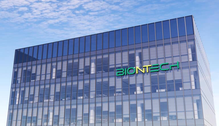 Nach Verlusten: BioNTech baut Stellen ab Nach Verlusten: BioNTech baut Stellen ab