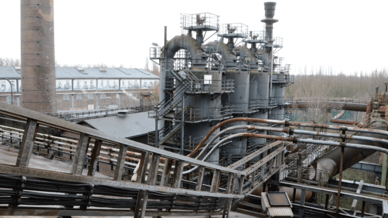 Frühjahrsprognose: Verhaltener Ausblick für deutsche Wirtschaft 2025